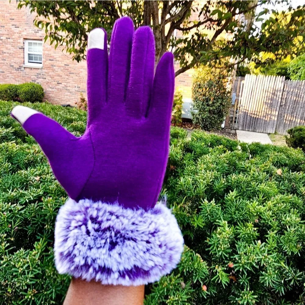Purple Faux Fur Trim Text Capability Statement Gloves.